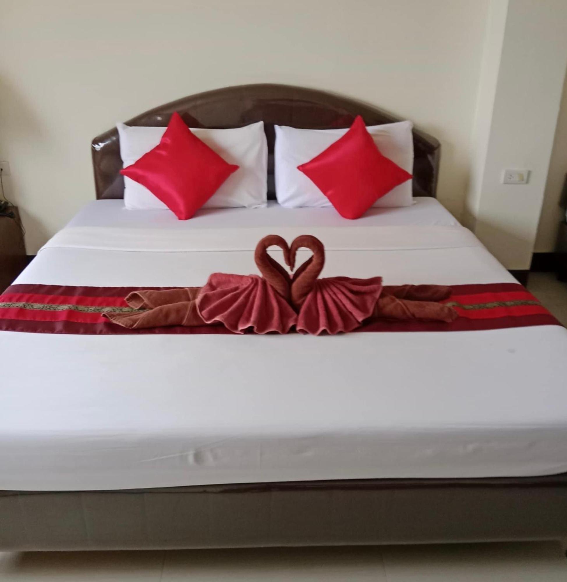 Pearl Place Hotel 핫야이 외부 사진